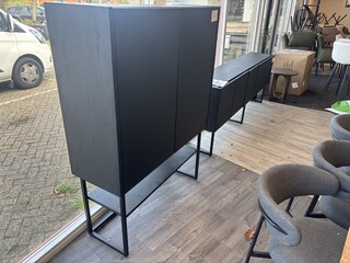 Kast Carving Xoon, Zwart